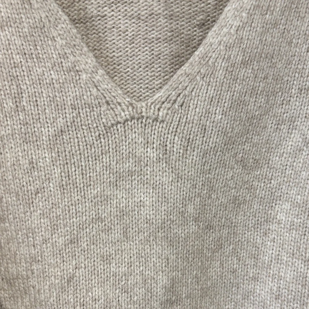 Elizabeth and James Beige V-Neck Sweater with Tie Waist - Picture 3 of 6